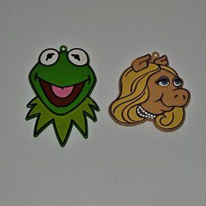 2 VTG Cookie Cutters Lot Muppets Kermit the Frog Miss Piggy